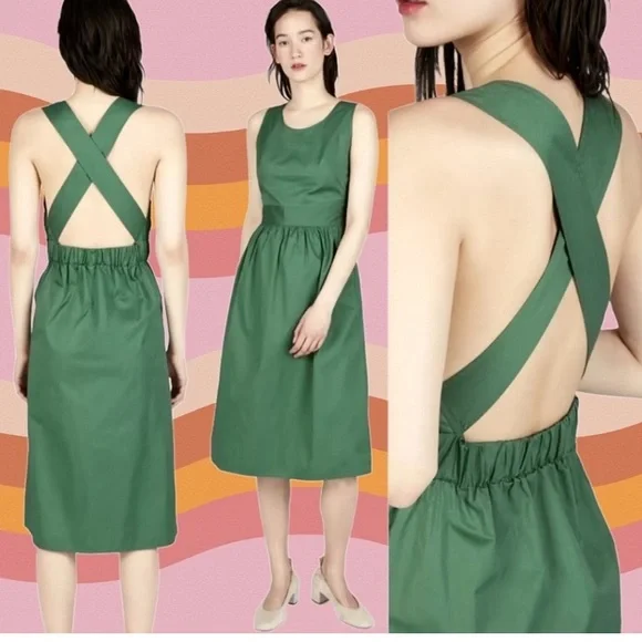 green dress red heels AZALEA WANG GREENBERRY GREEN EMBELLISHED VELVET SANDAL – AKIRA main image 1